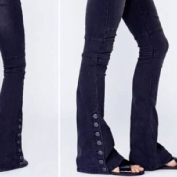 Free People Skylar Moto Syle Side Button Hem Flare Leg Denim Jeans NEW - Picture 2 of 3